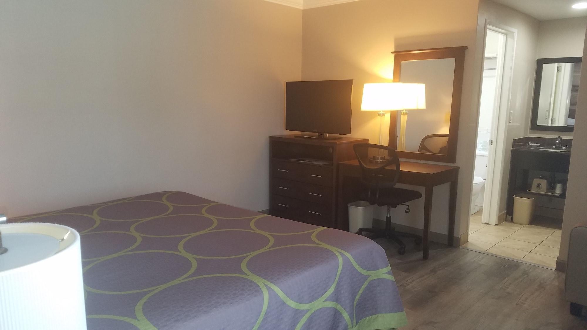 Super 8 By Wyndham Angeles-culver Area Hotel Los Ángeles